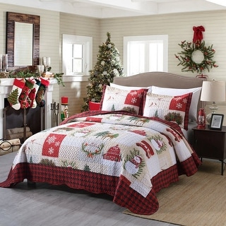 MarCielo Christmas Patterned Red and Green 3-piece Quilt Set
