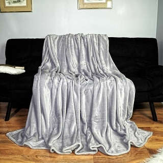 Luxury Flannel Super Soft Lightweight Reversible Throw Light Silver