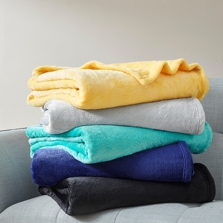 Intelligent Design Solid Microlight Plush Oversized Throw
