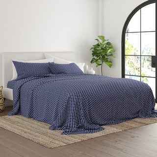 Soft Essentials 4-piece Deep Pocket Quatrefoil Pattern Bed Sheet Set