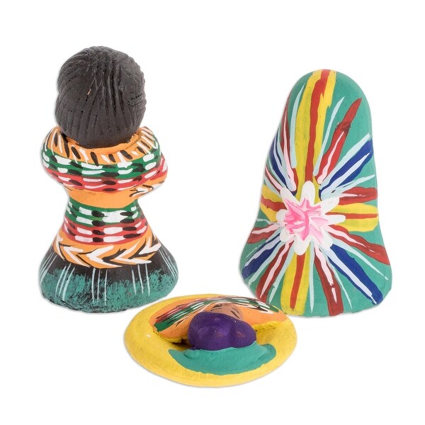 Novica Handmade Petite Nativity Ceramic Nativity Scene (3 Pieces)