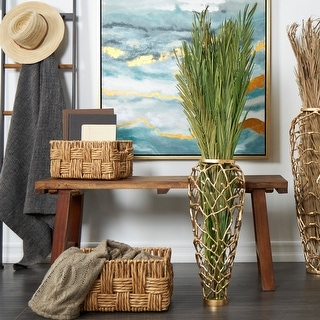 Green Dried Plant Palm Leaf Natural Foliage with Feather Inspired Stems