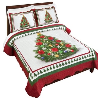 Elegant Christmas Tree Scalloped Edge Quilt
