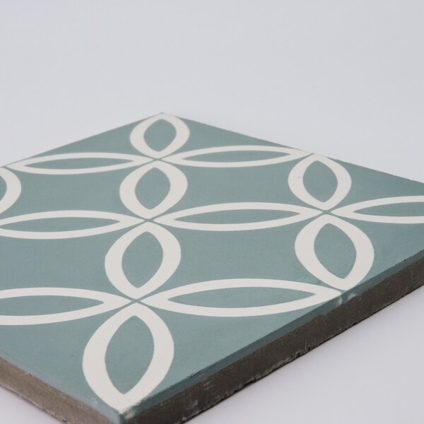Handmade Amlo in Green and White Tile, Pack of 12 (Morocco)