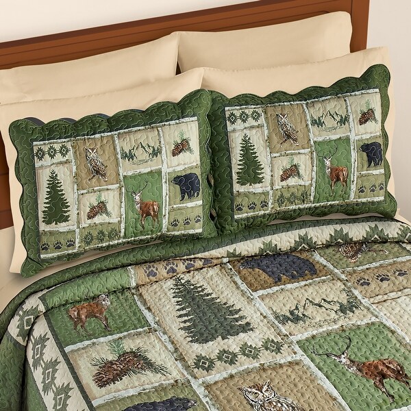 Northwoods Patchwork Scalloped Edge Pillow Shams - Set of 2