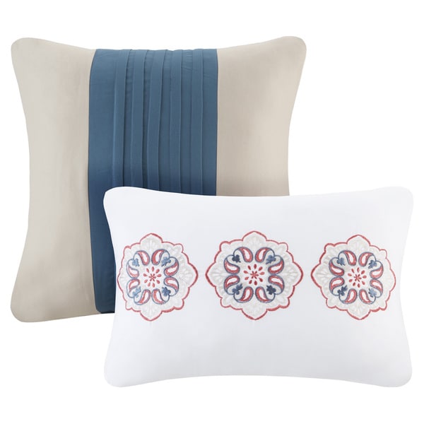 Intelligent Design Lacie Reversible Quilt Set with Throw Pillows