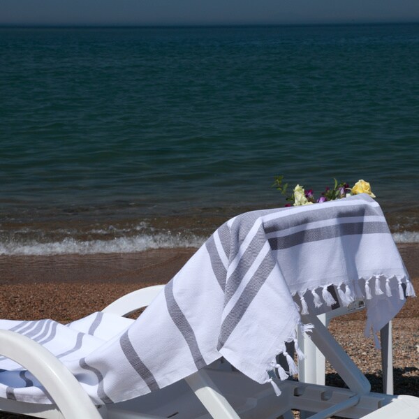Authentic Pestemal Fouta Gray and White Bold Stripe Turkish Cotton Bath/ Beach Towel