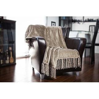 Gouchee Home Plush Throw Blanket