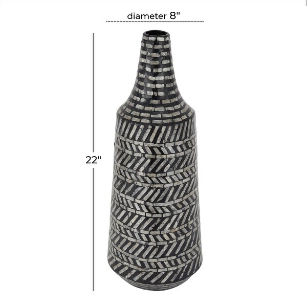 Black Shell Contemporary Vase