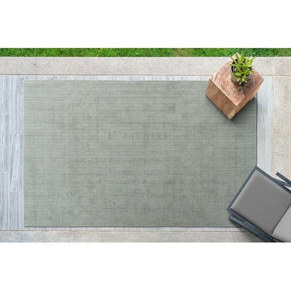 Hand-Loomed Polyester Moravec Rug