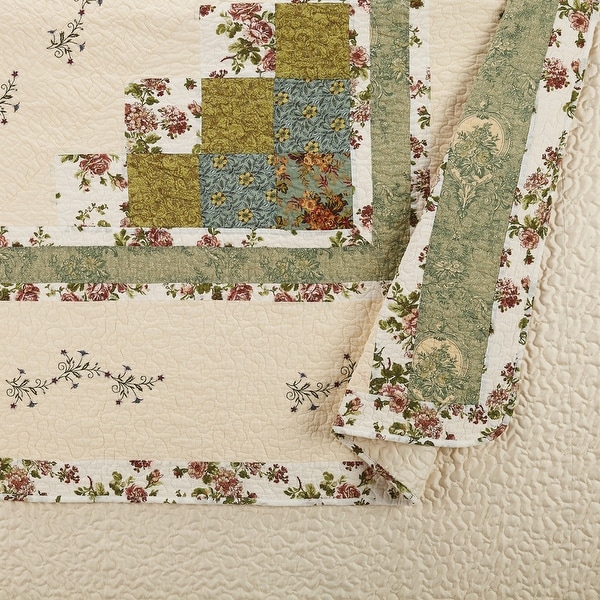 Olivia Embroidered 3-Piece Quilt Set