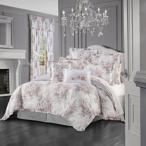 Royal Court Estelle Blush Comforter Set
