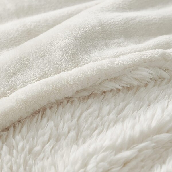 Puts This To Sleep - Coma Inducer Bed Blanket - Winter White
