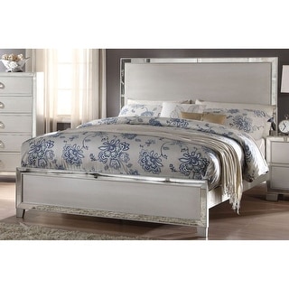 Queen Bed in Platinum