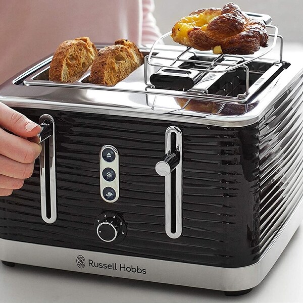Russell Hobbs Old School 4 Slice Toaster in Black