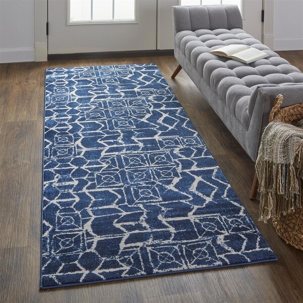 Meera Abstract Geometric Transitional Area Rug