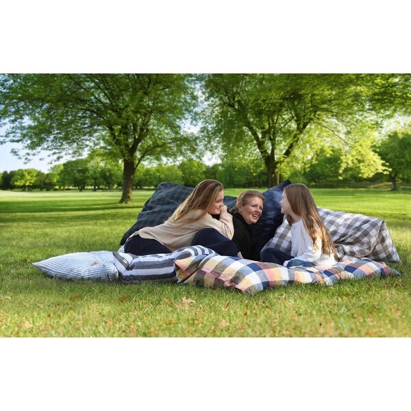 Gingham Crash Pad, a throw bed