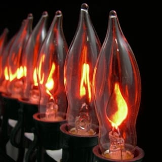 10 Flickering Amber Flame C7 Halloween Lights - 9 ft Black Wire