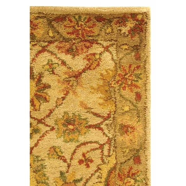 SAFAVIEH Handmade Antiquity Malvina Traditional Oriental Wool Rug