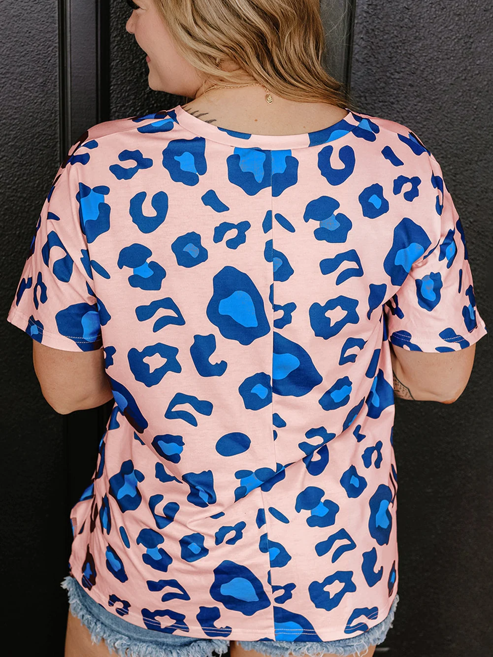 Pink Leopard Print Oversized V Neck Plus Size Tee