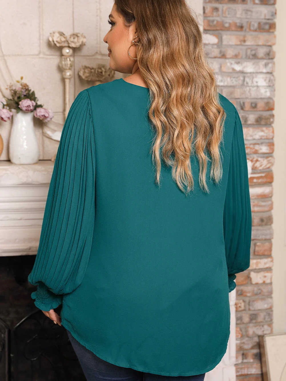 Green Pleated Bubble Sleeve Plus Size Blouse