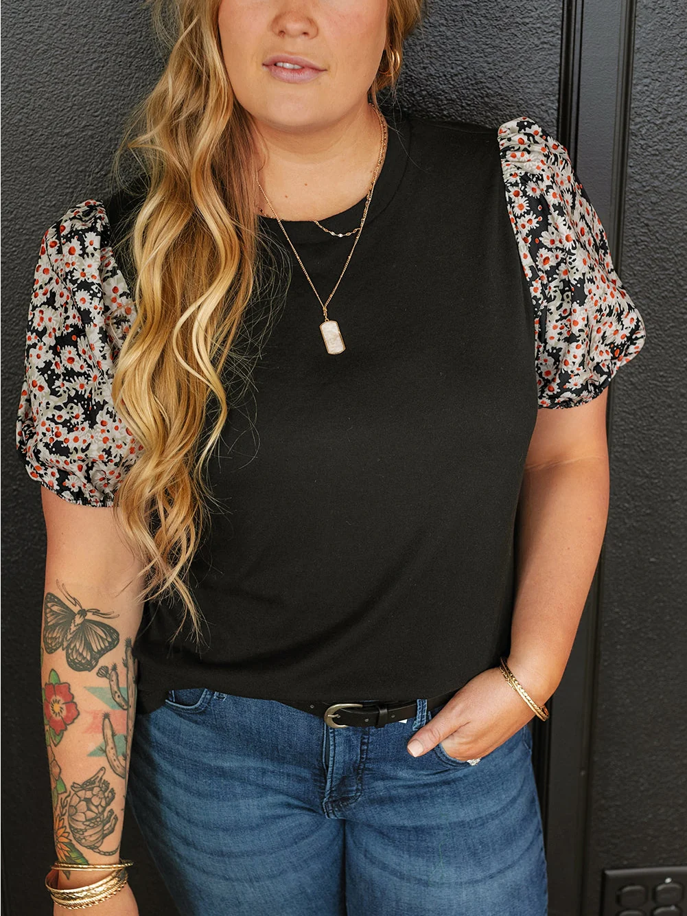 Elegant Black Daisy Bubble Sleeve Plus Size Floral Tunic Top