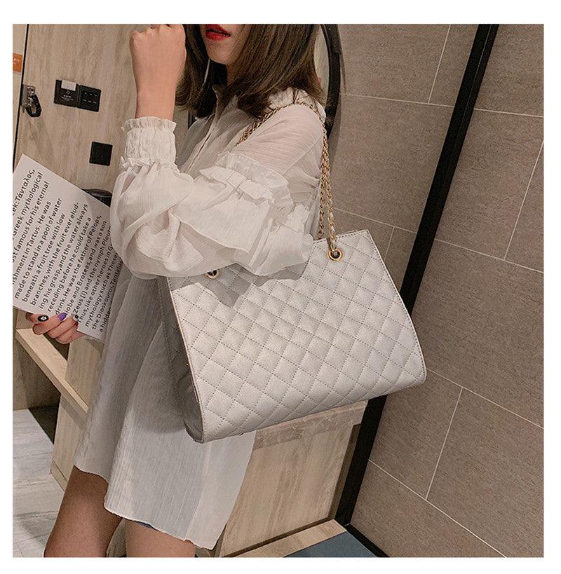 Ladies fashion shoulder bag diamond lattice pattern stylish beautiful bag
