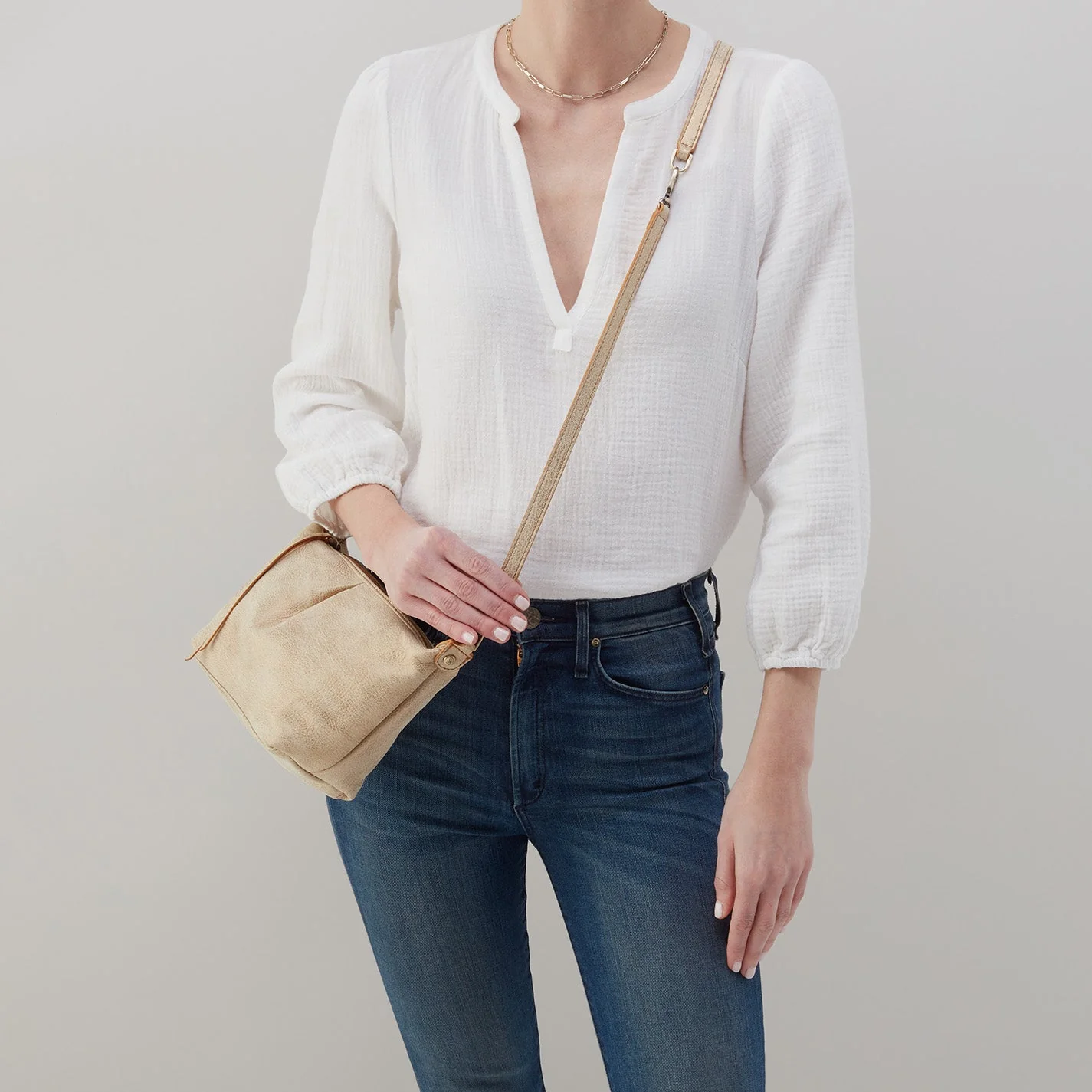 Kirby Crossbody in Metallic Leather - Gold Leaf Black