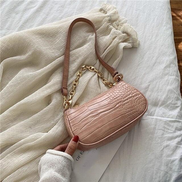 Ladies baguette shoulder bag