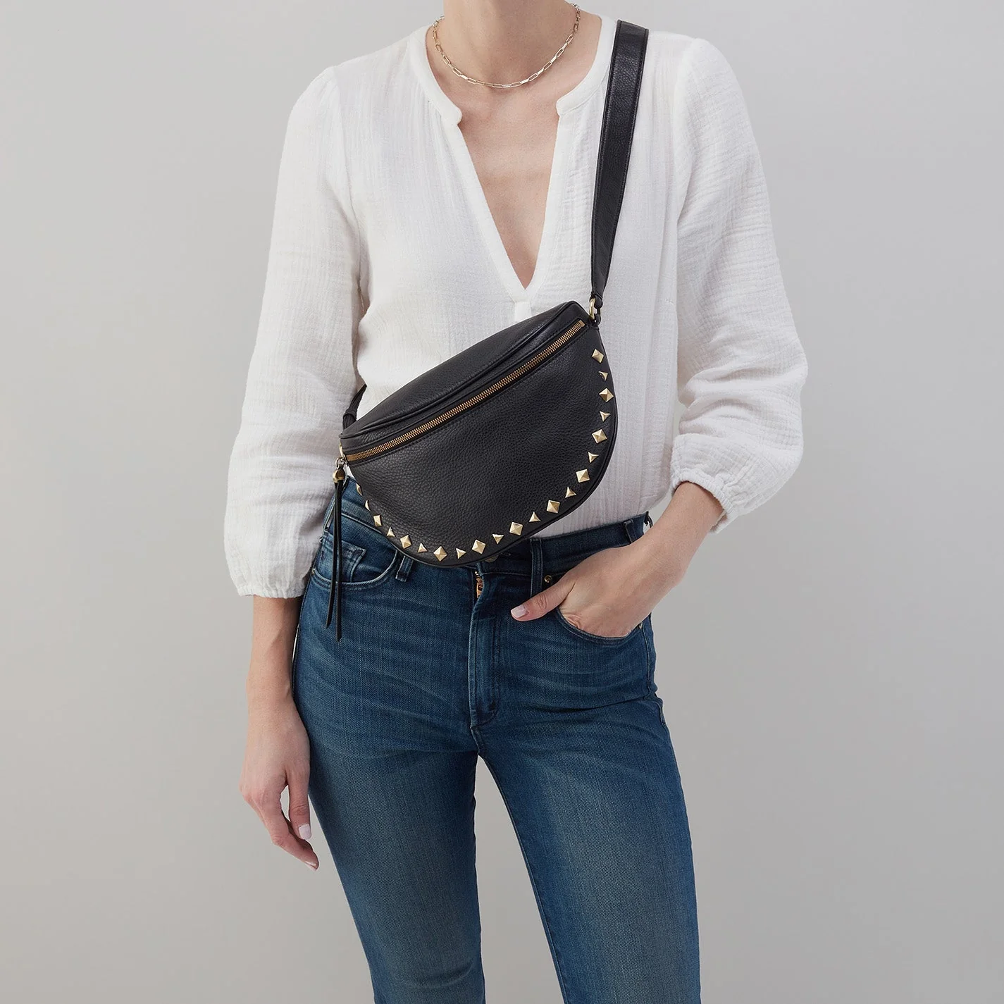 Juno Belt Bag in Pebbled Leather - Black Granite Grey