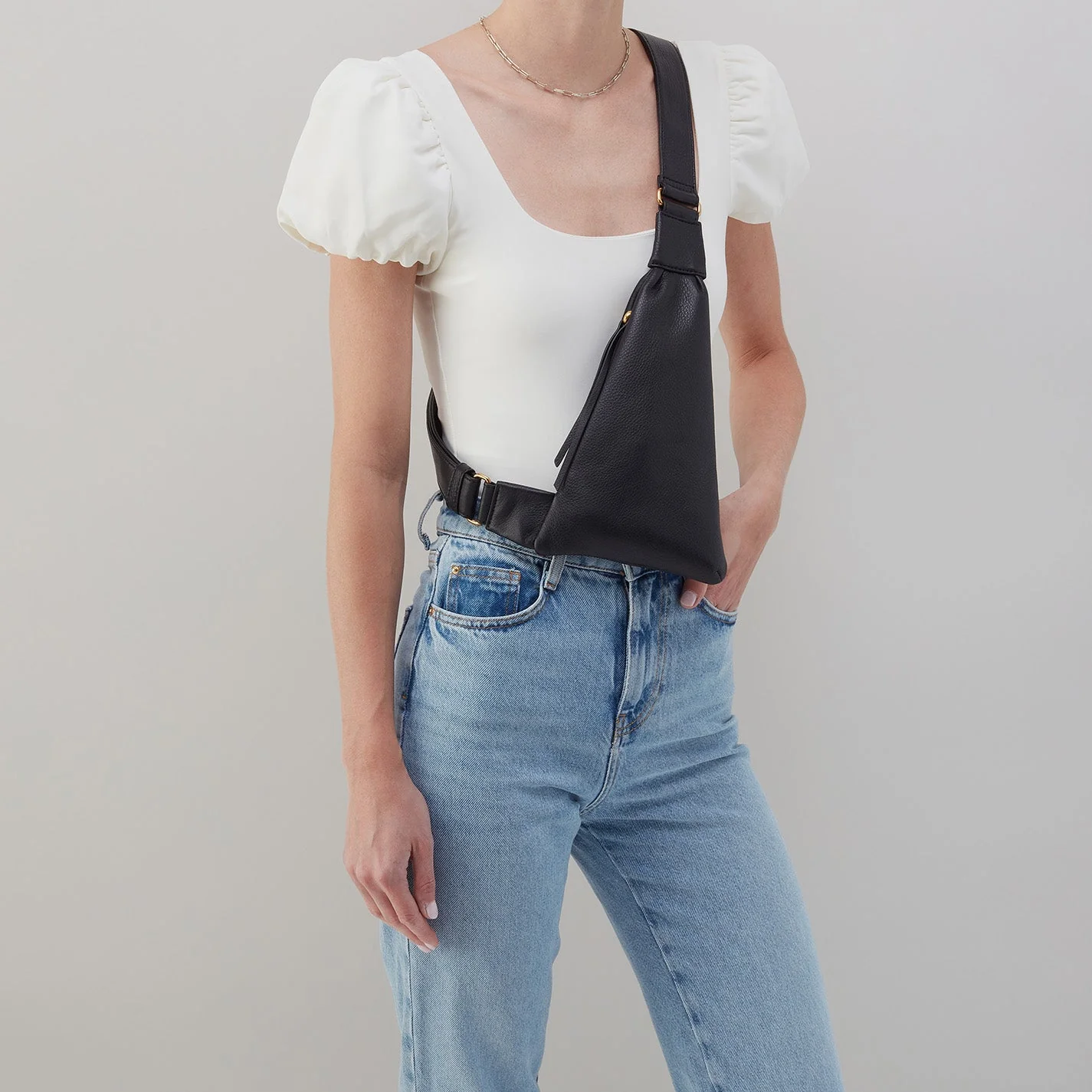 Bodhi Sling in Pebbled Leather