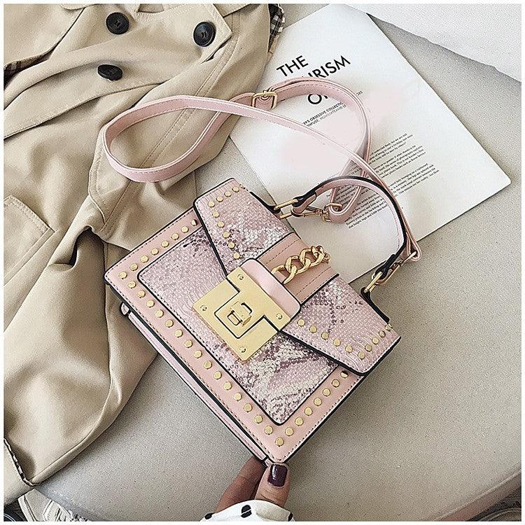 Ladies crossbody messenger bag with chunky chain detail