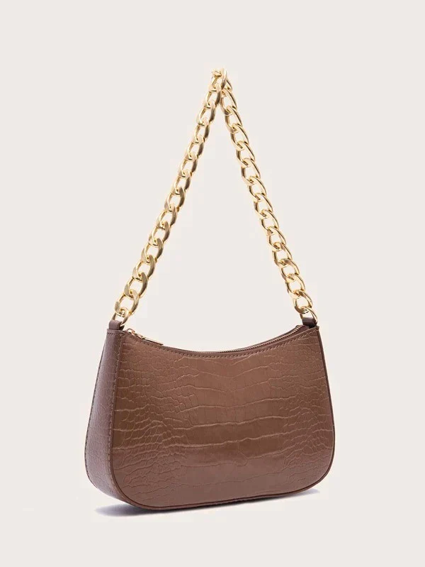 Ladies shoulder bag w-thick gold chain
