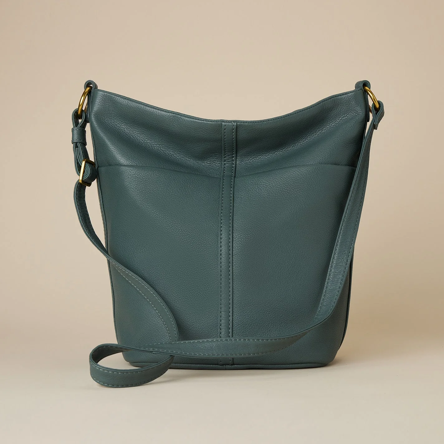 Fern Bucket Crossbody in Pebbled Leather - Sage Leaf