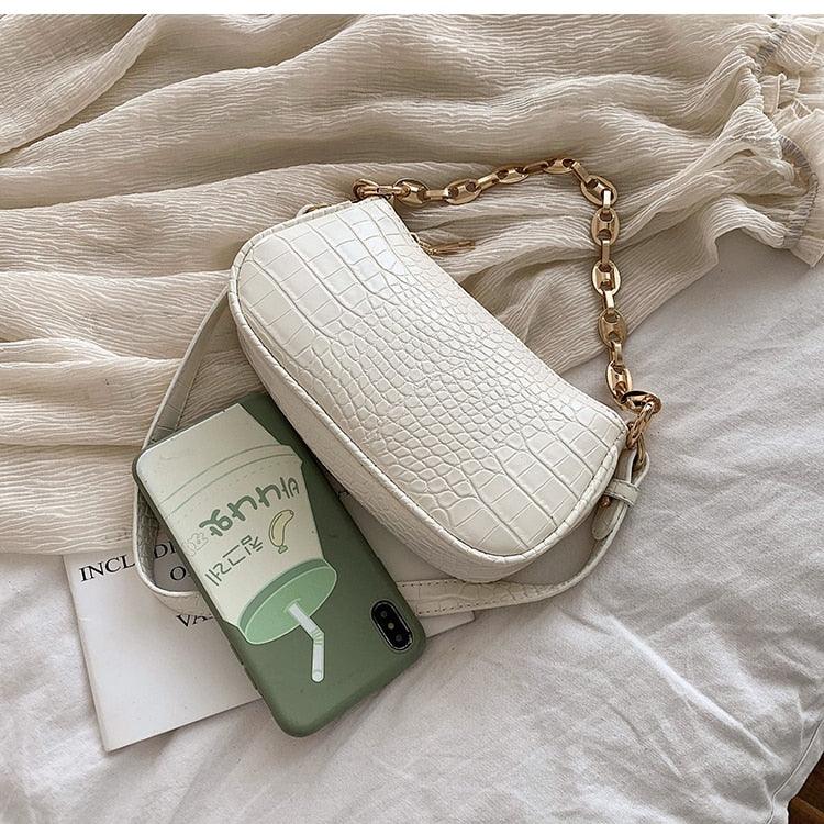 Ladies baguette shoulder bag