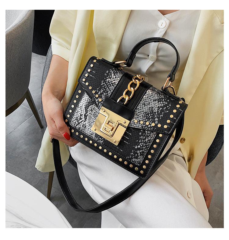 Ladies crossbody messenger bag with chunky chain detail