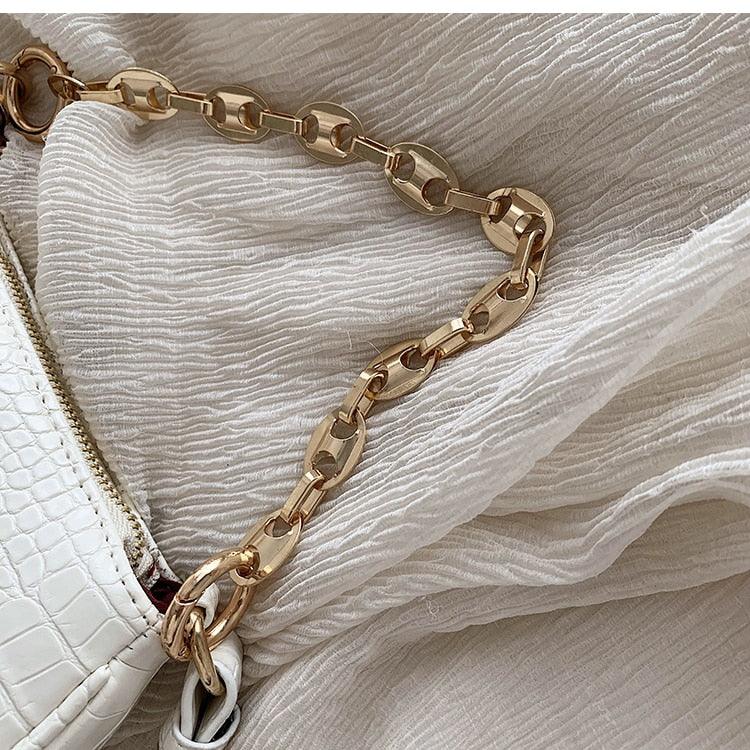 Ladies baguette shoulder bag