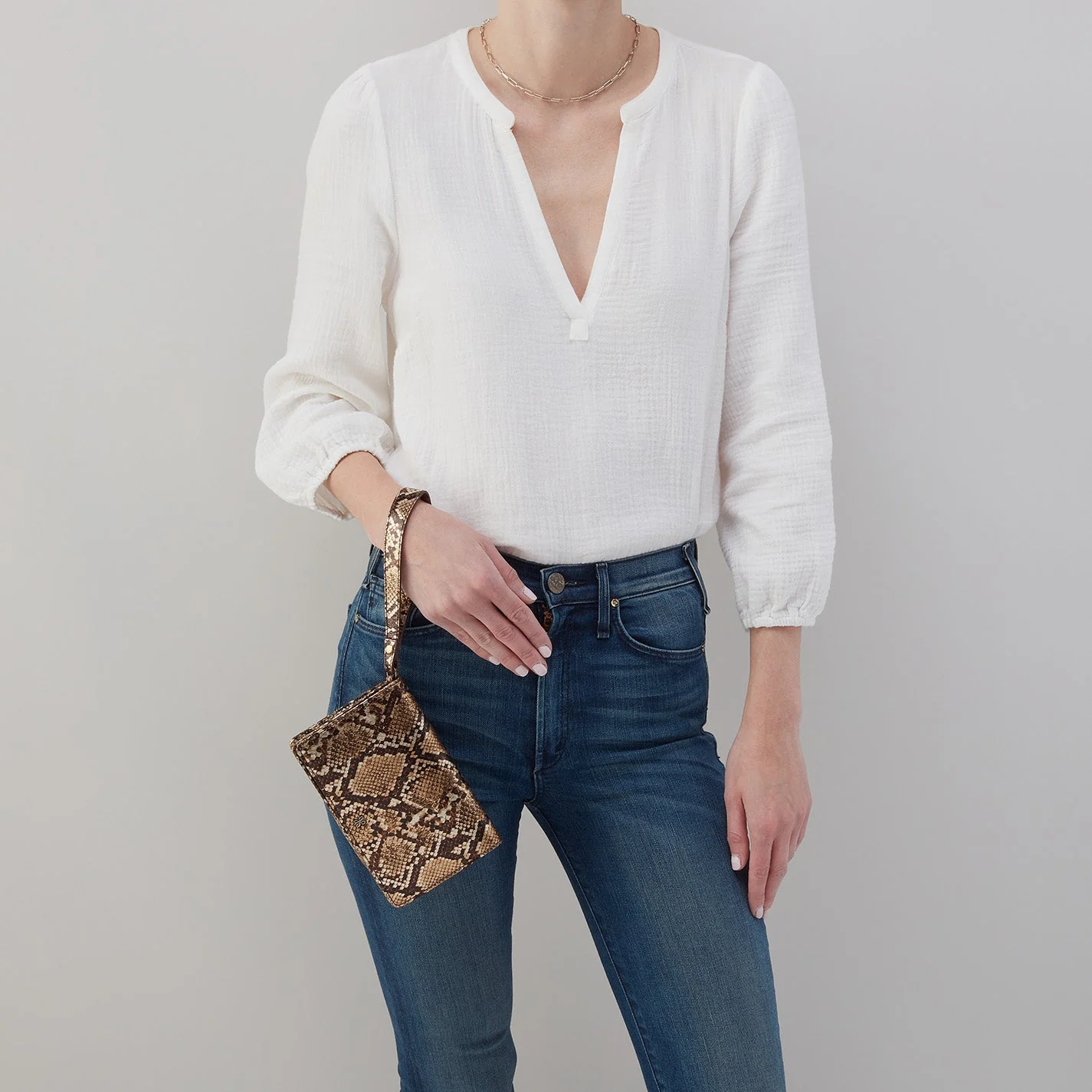 Jill Wristlet in Printed Leather - Golden Snake Black