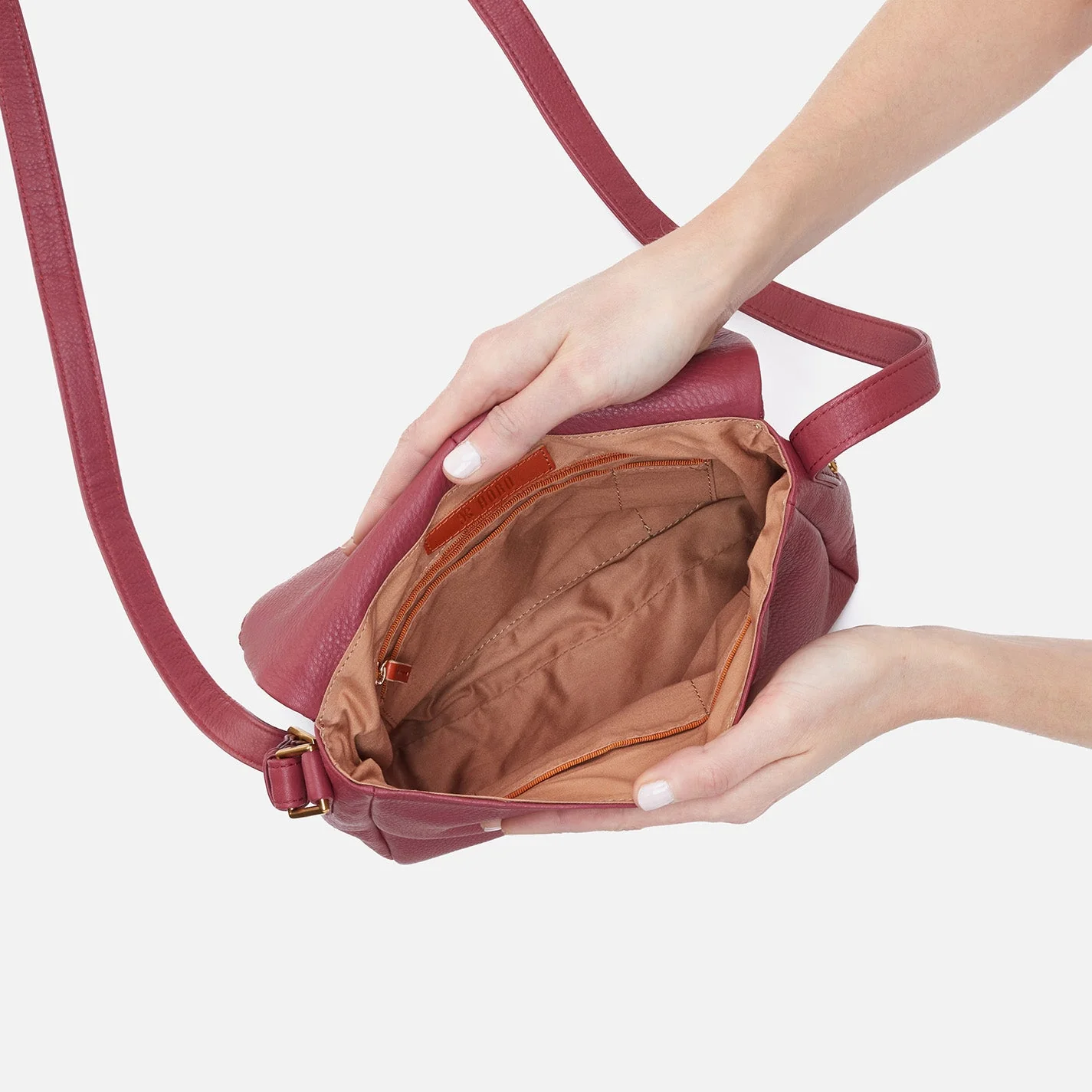 Fern Messenger Crossbody in Pebbled Leather - Red Pear Gold Leaf