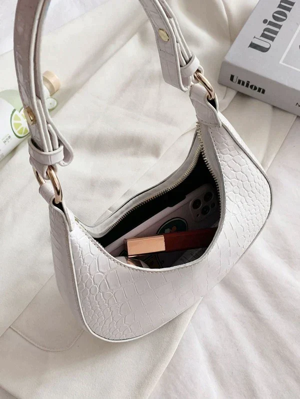 Ladies stylish minimalistic handbag