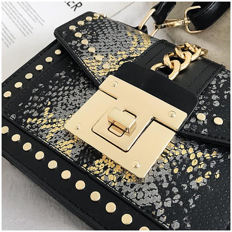 Ladies crossbody messenger bag with chunky chain detail