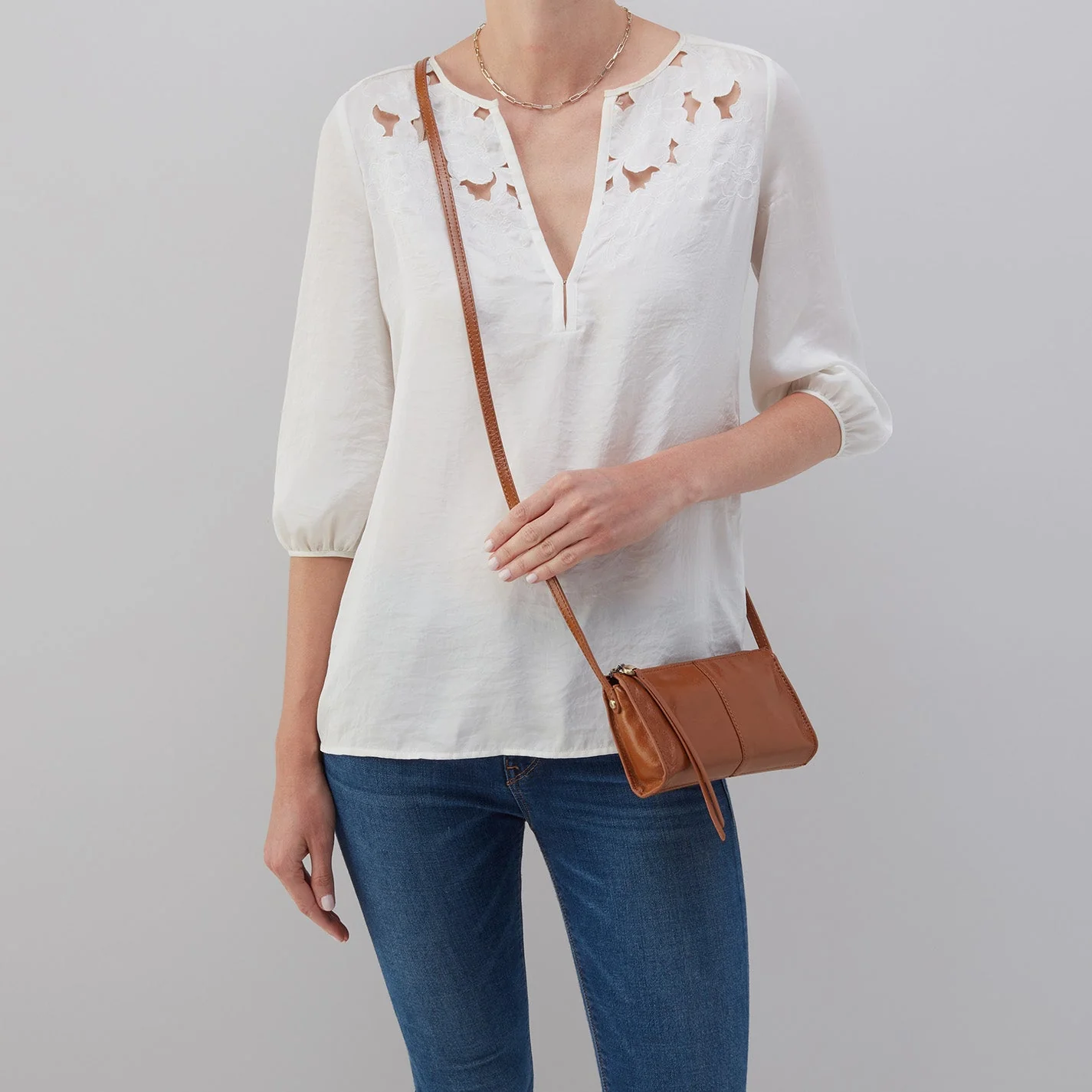 Jewel Crossbody in Polished Leather - Truffle Black