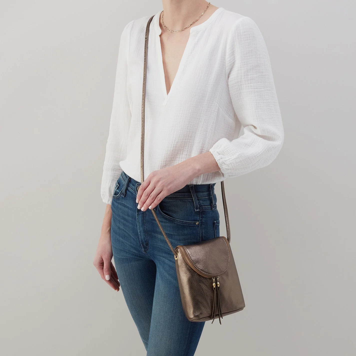 Fern Crossbody in Pebbled Metallic Leather - Pewter Gold Leaf