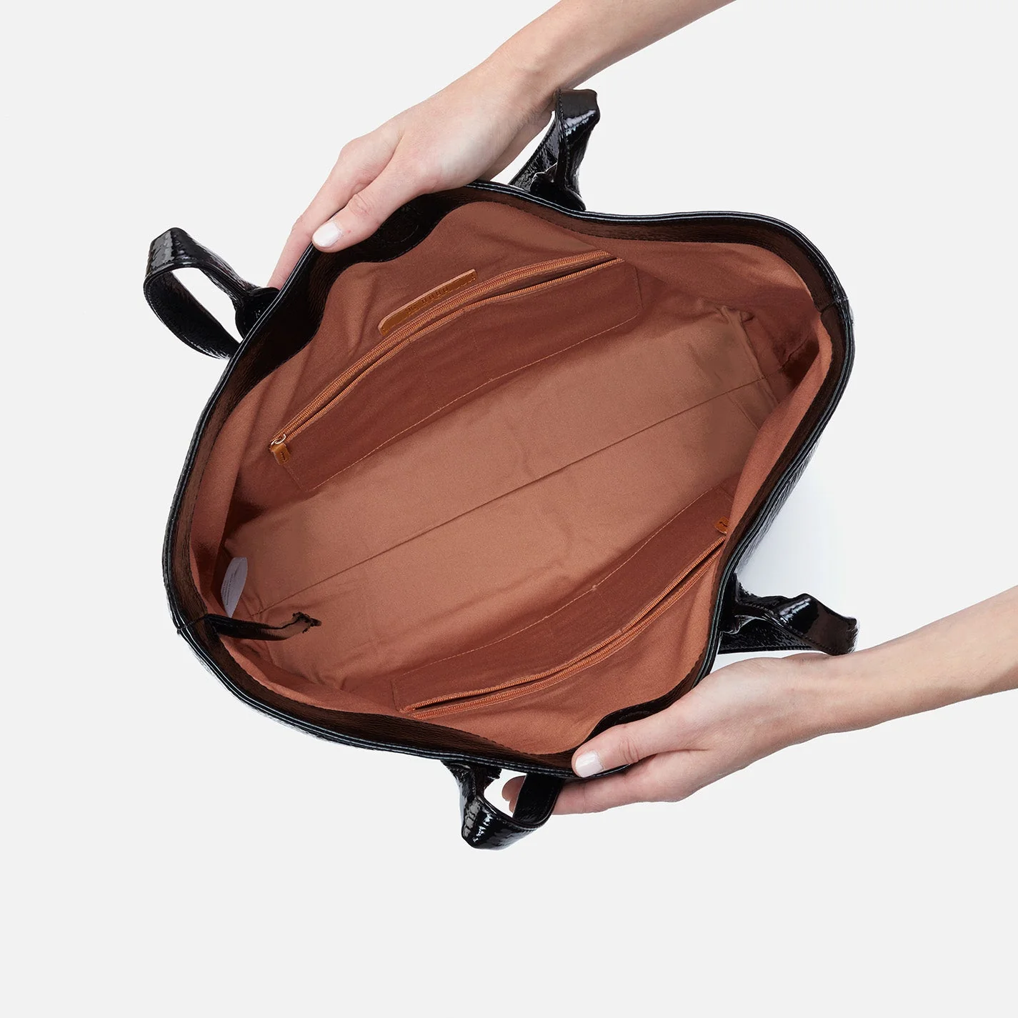 Hobo Shopper Tote in Pebbled Patent - Black