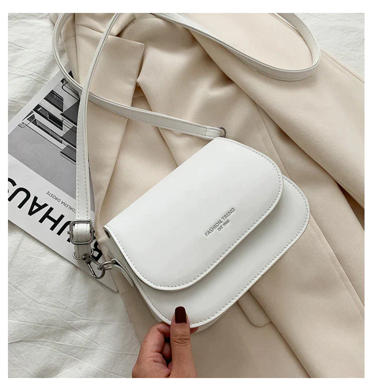 Ladies messenger flap bag