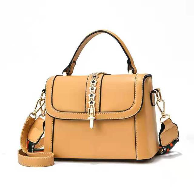 Women's fashion handbag with star detail cute trendy bag