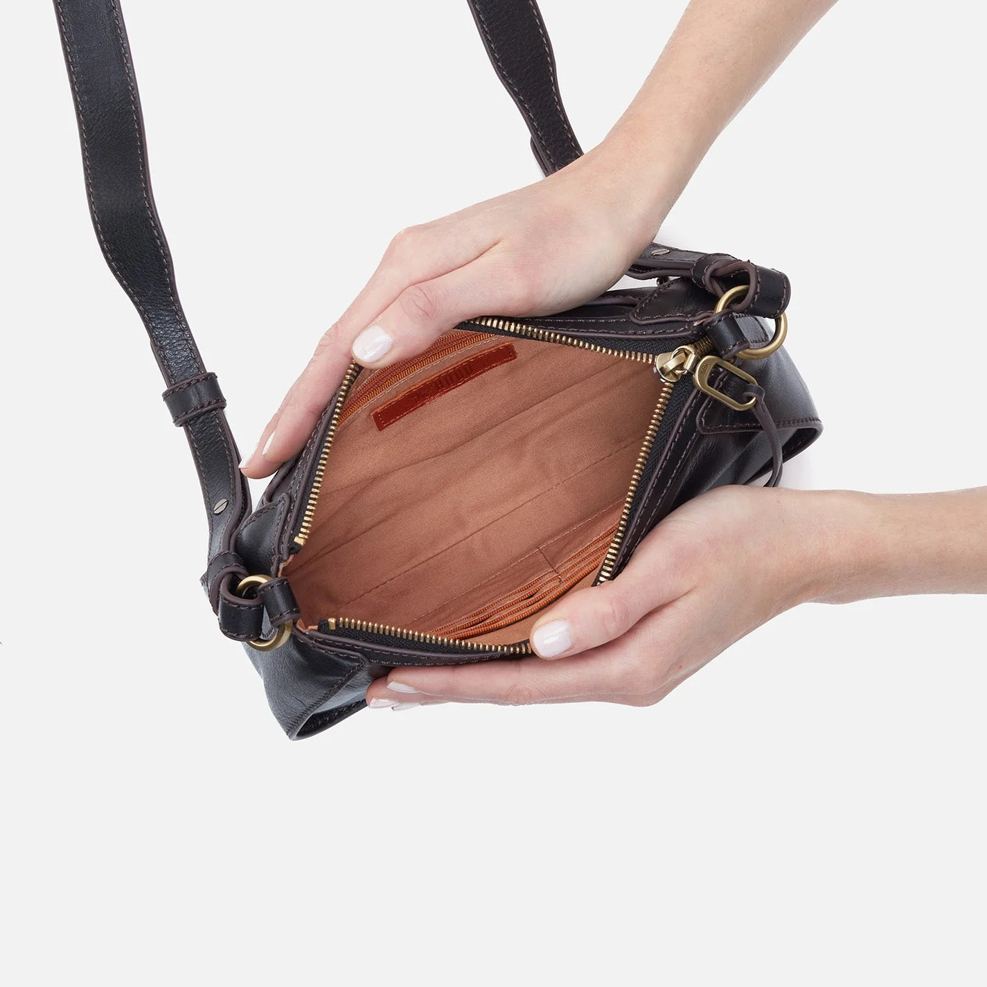 Bellamy Small Crossbody in Artisan Leather