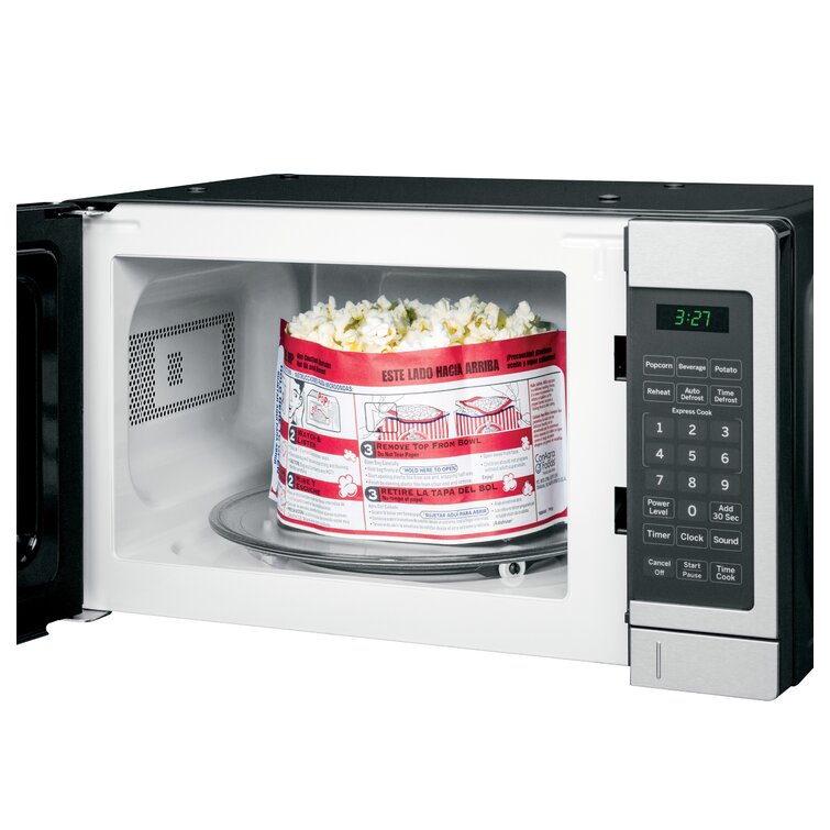 GE Appliances Countertop Microwave with 0.7 Cubic Feet Capacity