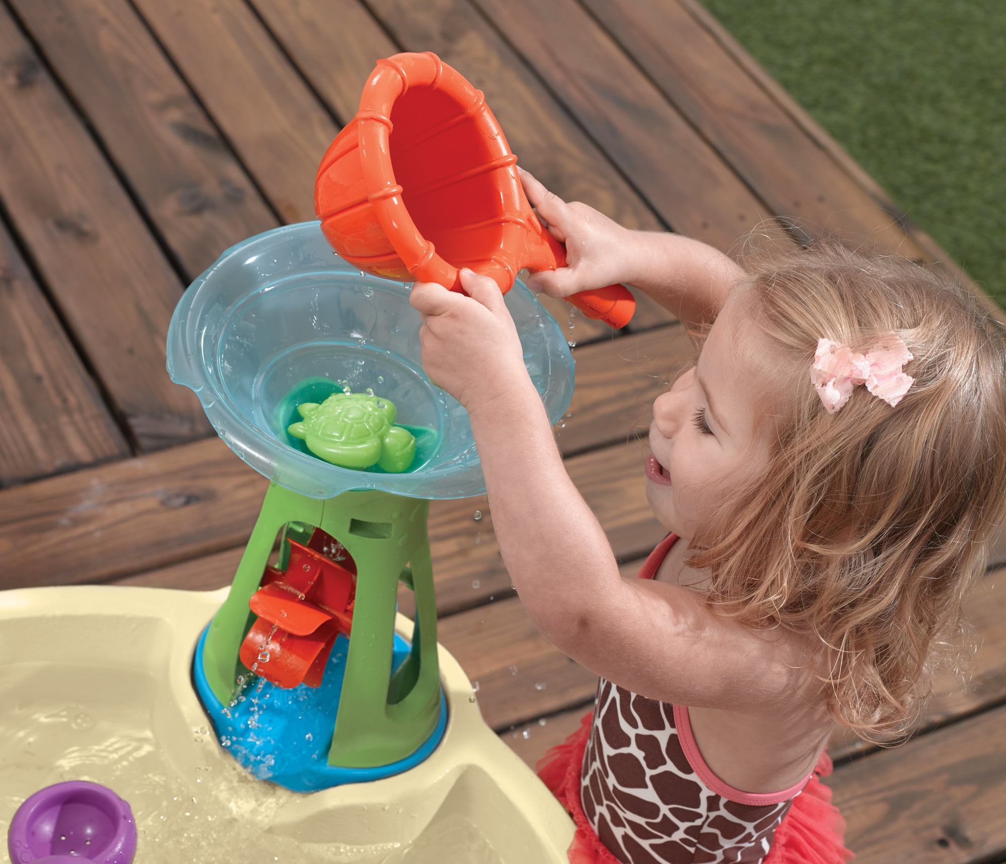 Step2 Wild Whirlpool Plastic Toddler Water Table. 10-piece set