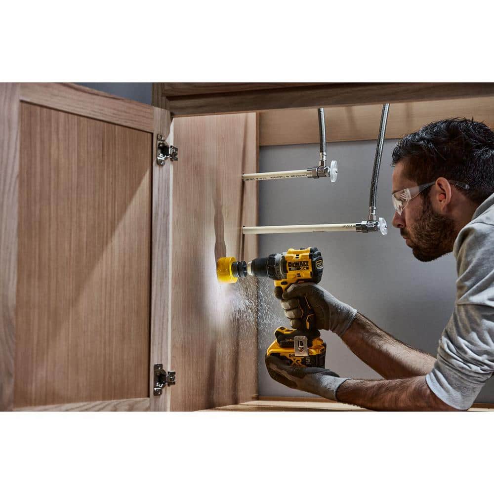 DEWALT DCD800P1 20V MAX XR Lithium-Ion Cordless Compact 1/2 in. Drill/Driver Kit. 20V MAX 5.0Ah Battery. and Charger